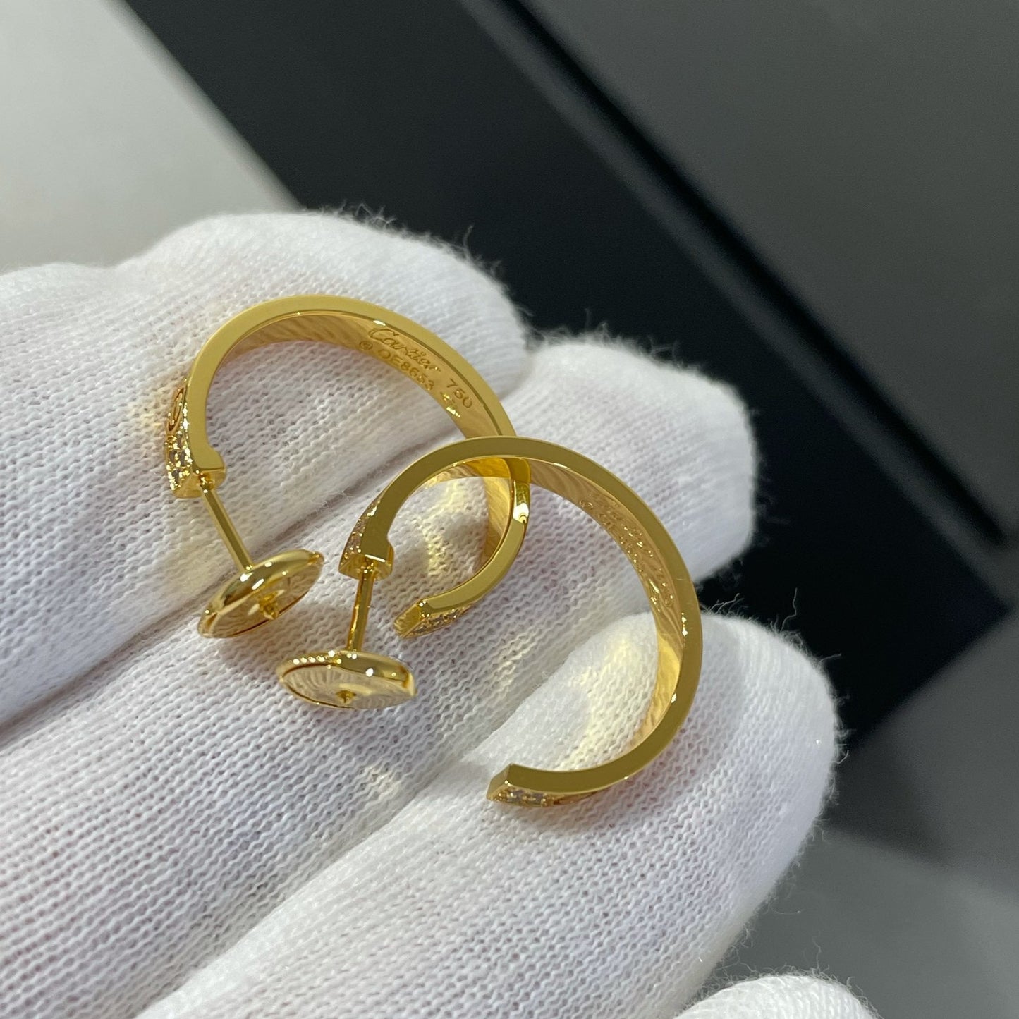 [CharmAmor]LOVE DIAMOND GOLD HOOP EARRINGS