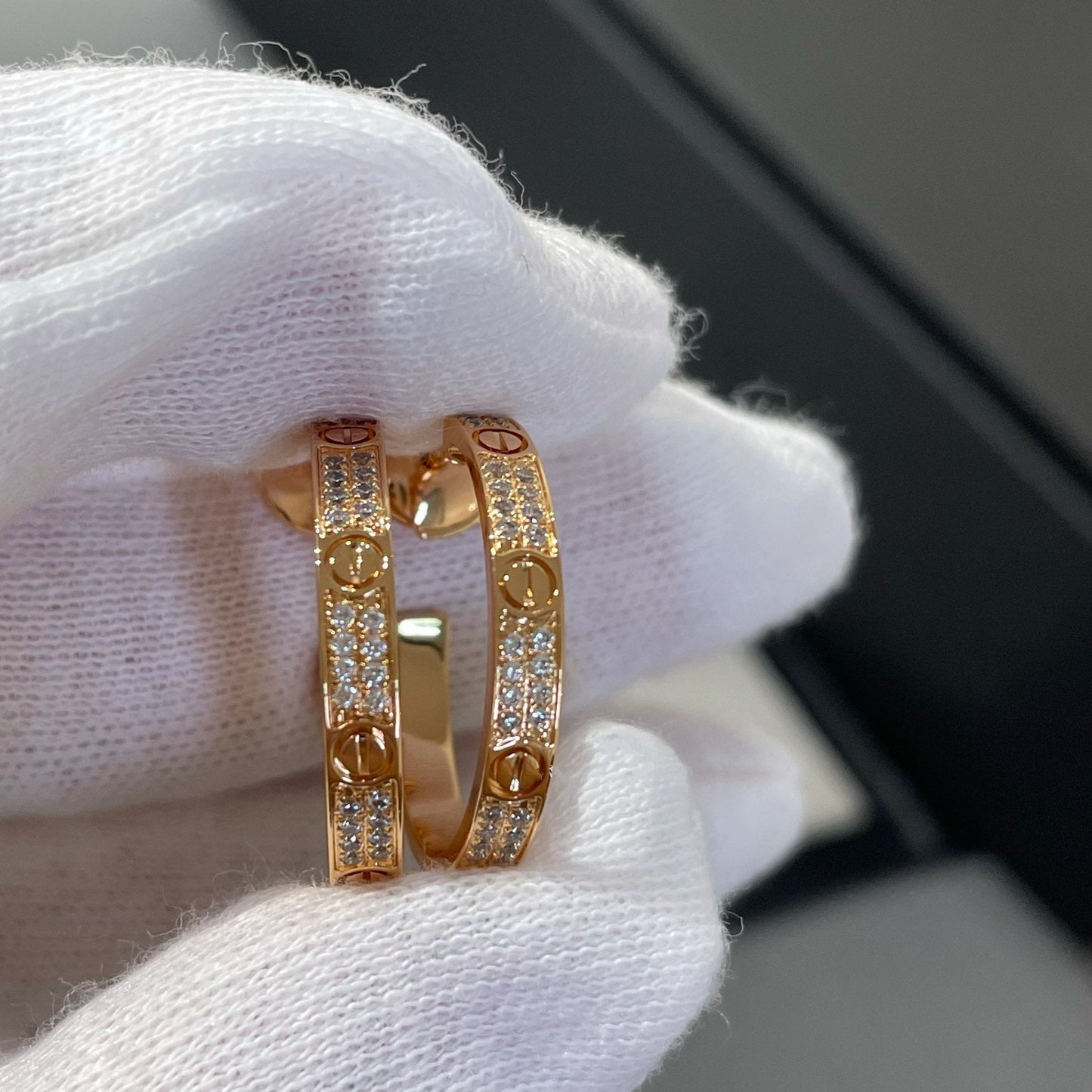 [CharmAmor]LOVE DIAMOND PINK GOLD HOOP EARRINGS