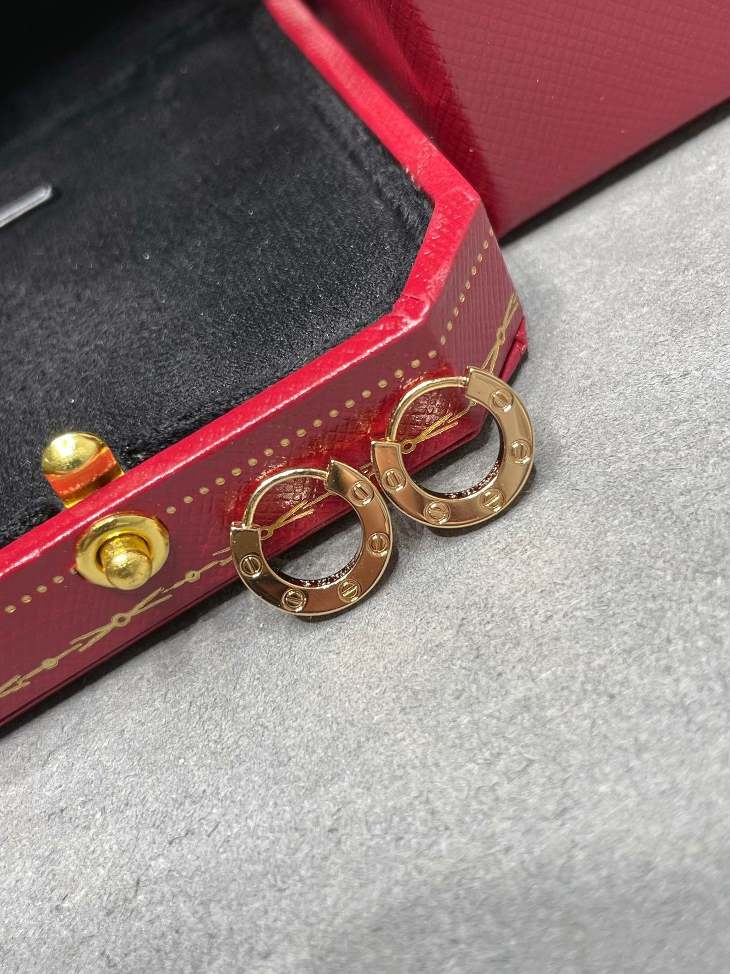 [CharmAmor]LOVE MINI EARRINGS