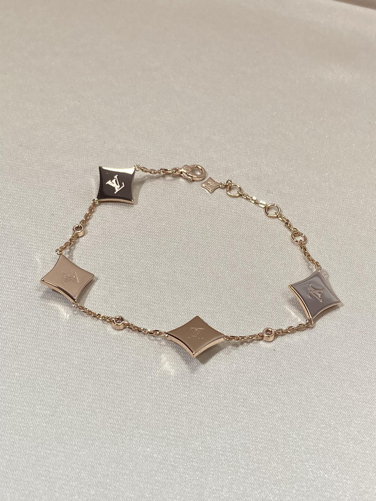 [CharmAmor]STAR 4 MOTIF MOP DIAMOND PINK GOLD BRACELET