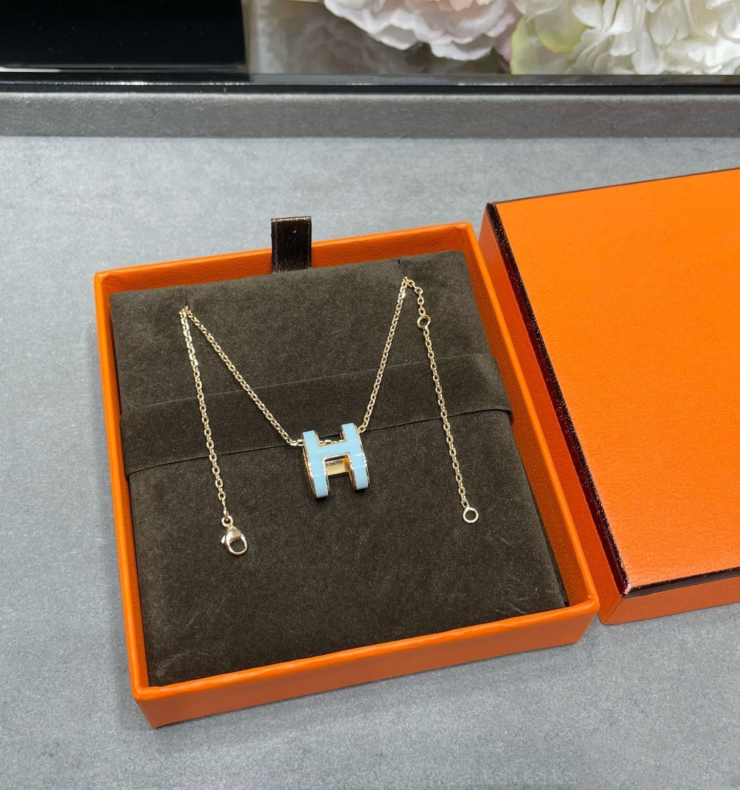 [CharmAmor]POP H SKY BLUE NECKLACE
