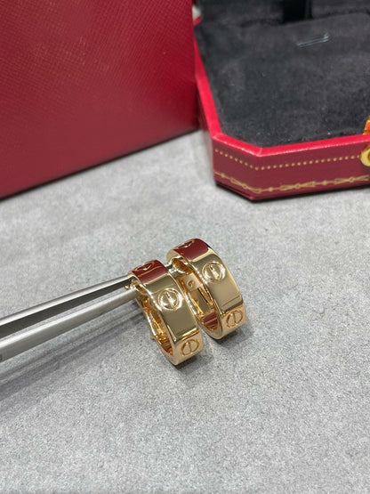 [CharmAmor]LOVE 5.5MM EARRINGS