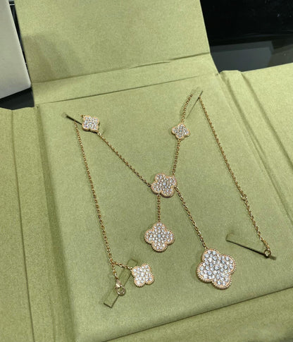 [CharmAmor]CLOVER 6 MOTIF DIAMOND PAVED NECKLACE