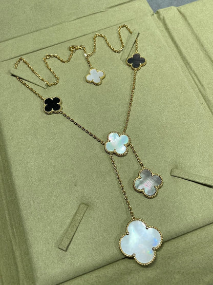 [CharmAmor]CLOVER 6 MOTIF MOP ONYX GOLD NECKLACE