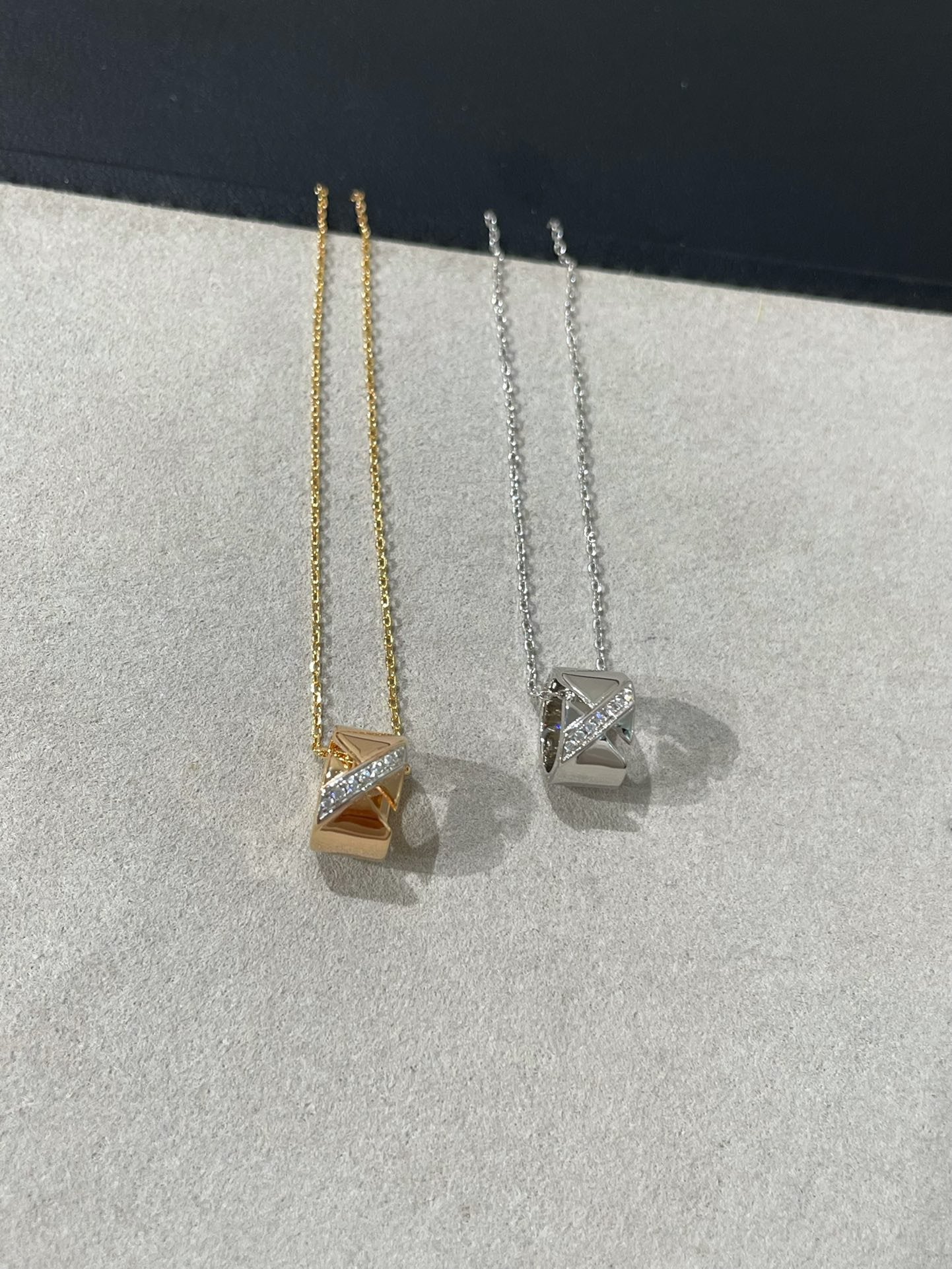 [CharmAmor]LIENS EVIDENCE DIAMOND NECKLACE