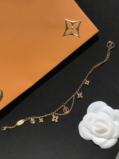 [CharmAmor]BLOOMING PINK GOLD MOP BRACELET