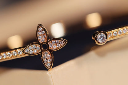 [CharmAmor]IDYLLE GOLD OPEN BRACELET DIAMOND PAVED