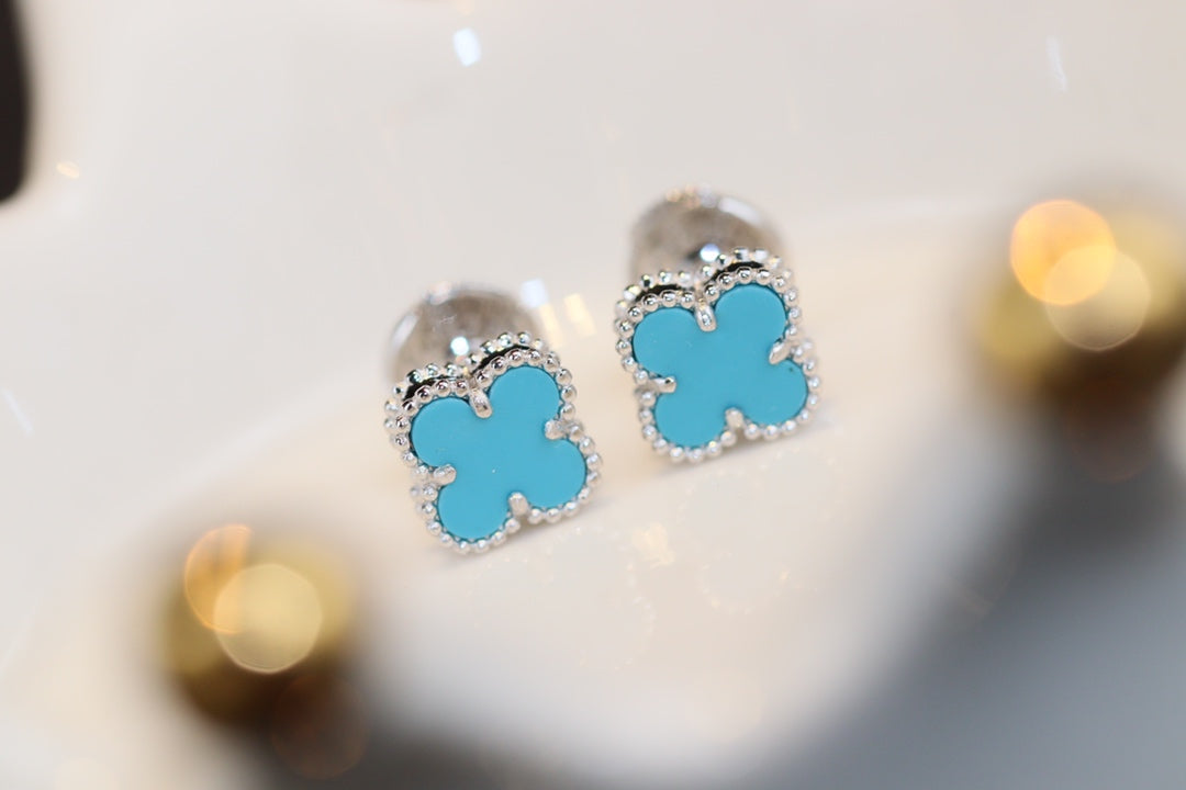[CharmAmor]CLOVER MINI TURQUOISE SILVER STUD EARRINGS