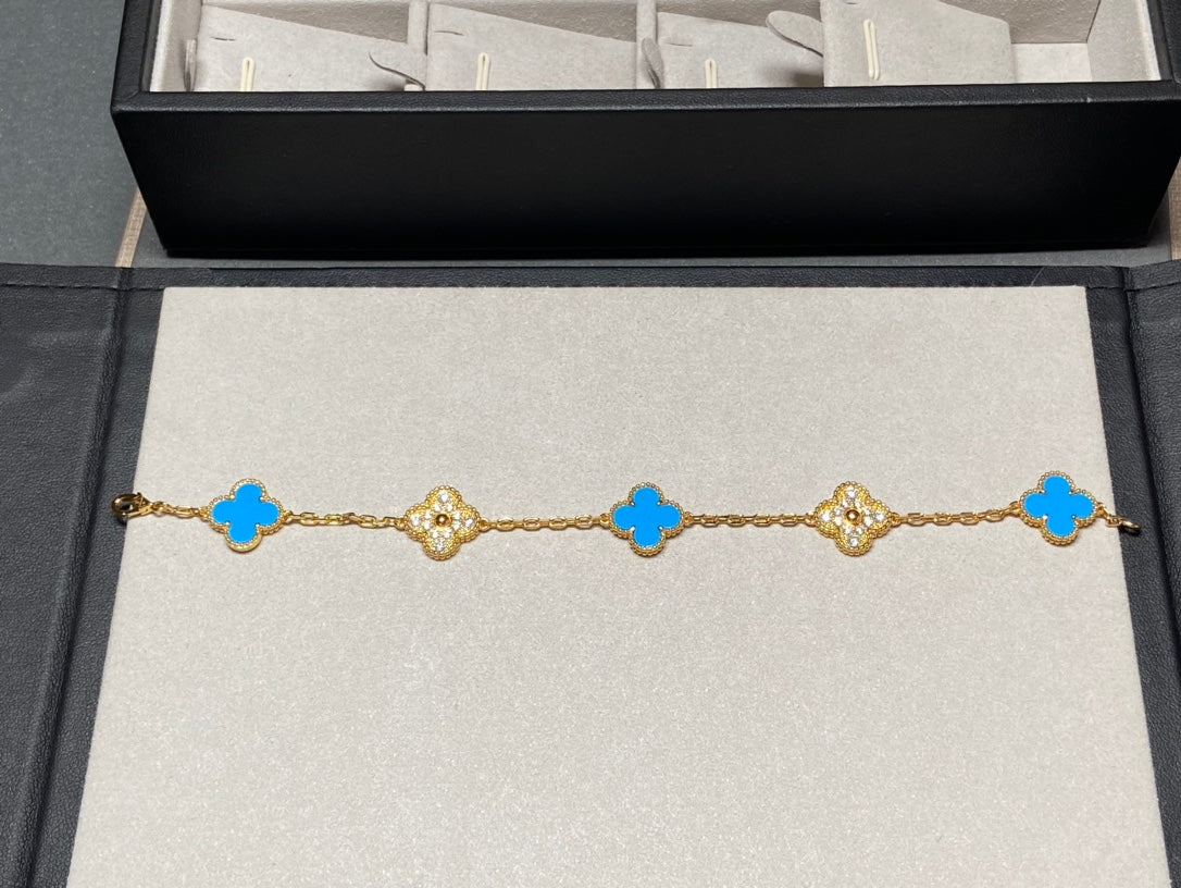 [CharmAmor]CLOVER 5 MOTIF BLUE CHALCEDONY DIAMOND GOLD BRACELET
