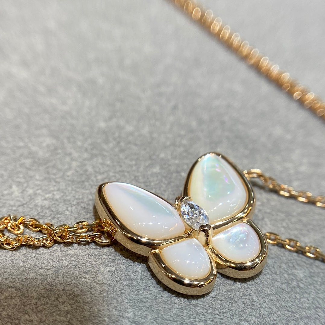 [CharmAmor]BUTTERFLY MOP DIAMOND NECKLACE