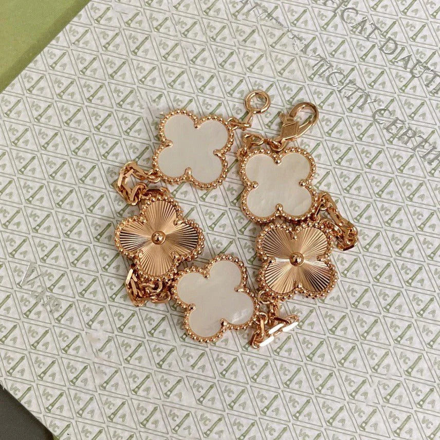 [CharmAmor] CLOVER WHITE PEARL MOP 5 MOTIF BRACELET COLLECTION