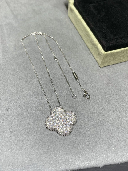 [CharmAmor]CLOVER 25MM LARGE PENDANT DIAMOND PAVED SILVER NECKLACE