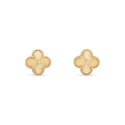 [CharmAmor]CLOVER MINI 9.5MM LASER EARRINGS
