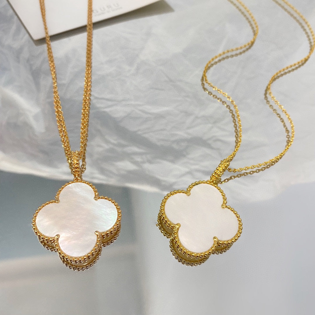 [CharmAmor]CLOVER 25MM MOP LARGE PENDANT NECKLACE
