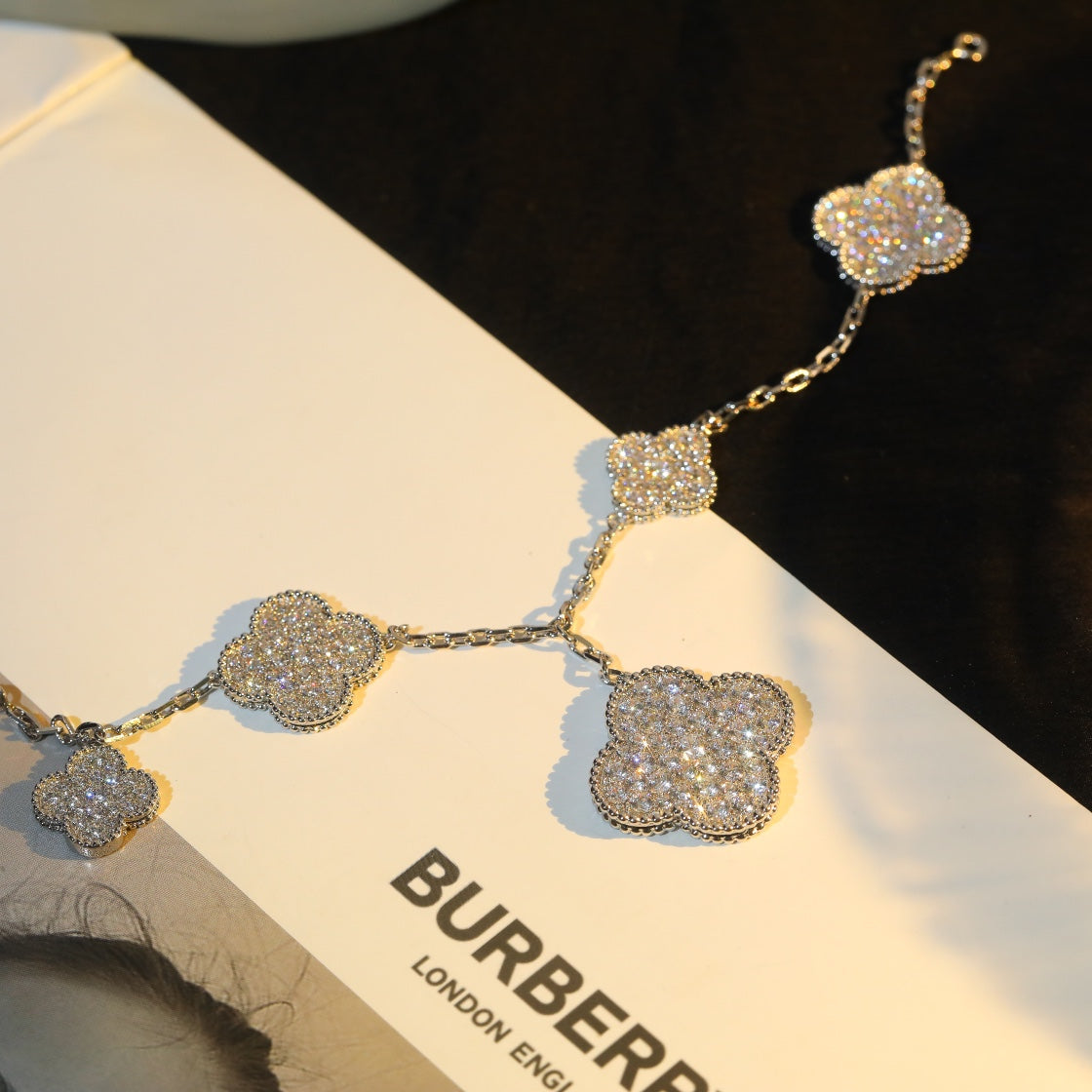[CharmAmor]CLOVER BRACELET 5 MOTIF SILVER DIAMOND PAVED