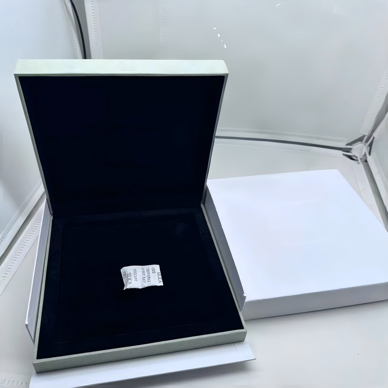 [CharmAmor] VA CLOVER BOX GIFT BAG