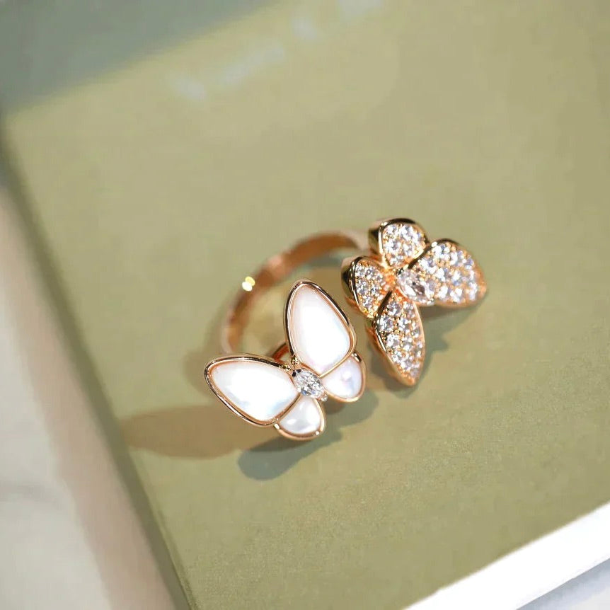 [CharmAmor]TWIN BUTTERFLY DIAMOND MOP RING