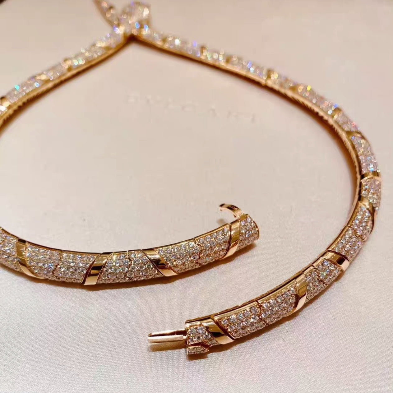 [CharmAmor]HAUTE COUTURE GOLD SERPENTI NECKLACE