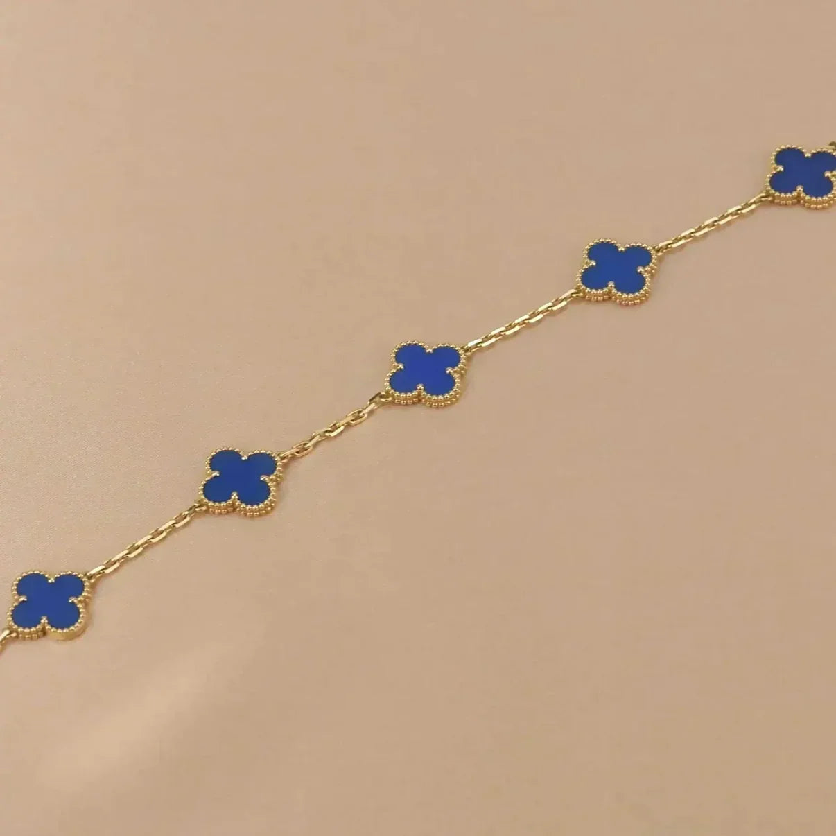 [CharmAmor] CLOVER 5 MOTIF BLUE AGATE BRACELET COLLECTION
