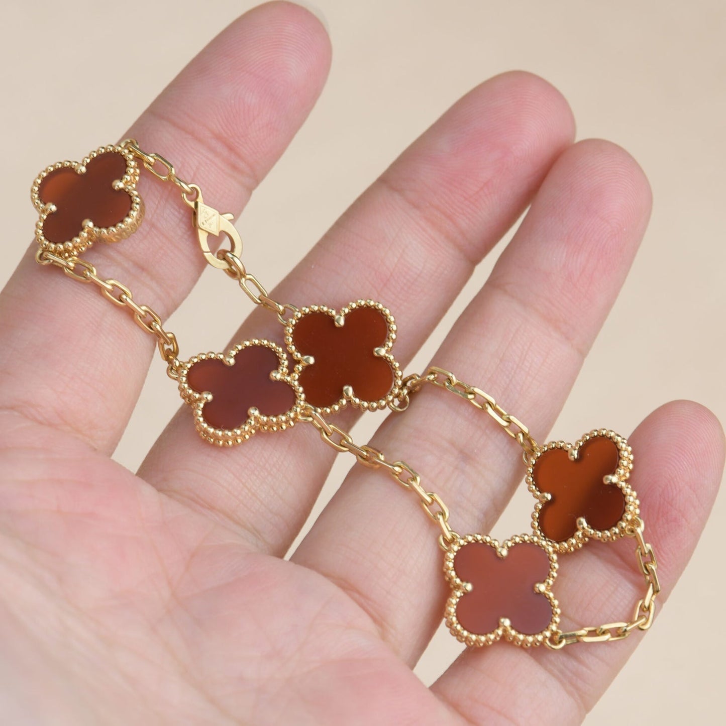 [CharmAmor]CLOVER 5 MOTIFS RED AGATE  BRACELET