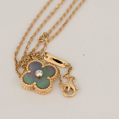 [CharmAmor]CLOVER 15MM DIAMOND AND MOTHER-OF-GREY NECKLACE