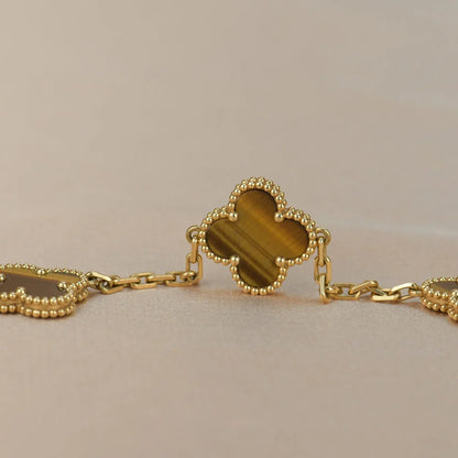 [CharmAmor] CLOVER 5 MOTIFS TIGER EYE BRACELET COLLECTION