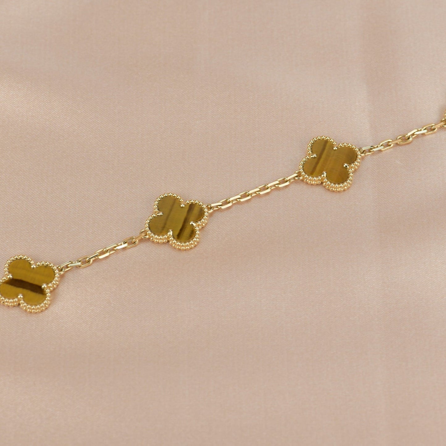 [CharmAmor]CLOVER  5 MOTIFS TIGER EYE BRACELET