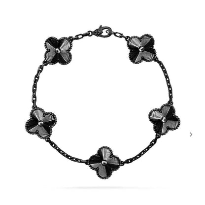 [CharmAmor] CLOVER 5 MOTIF BLACK BRACELET