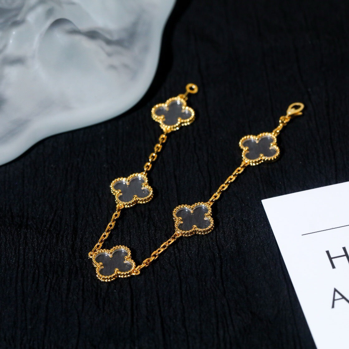 [CharmAmor]CLOVER 5 MOTIF ROCK CRYSTAL PINK GOLD BRACELET