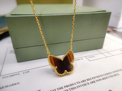 [CharmAmor] TIGER__ EYE BUTTERFLY NECKLACE