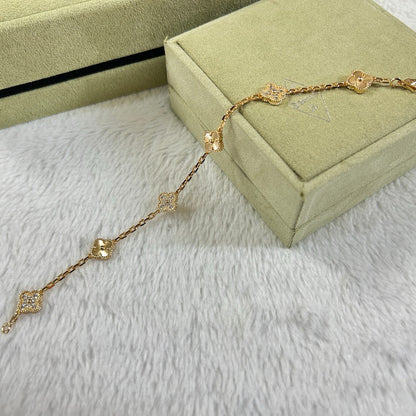 [CharmAmor]CLOVER 6 MOTIF DIAMOND LASER BRACELET