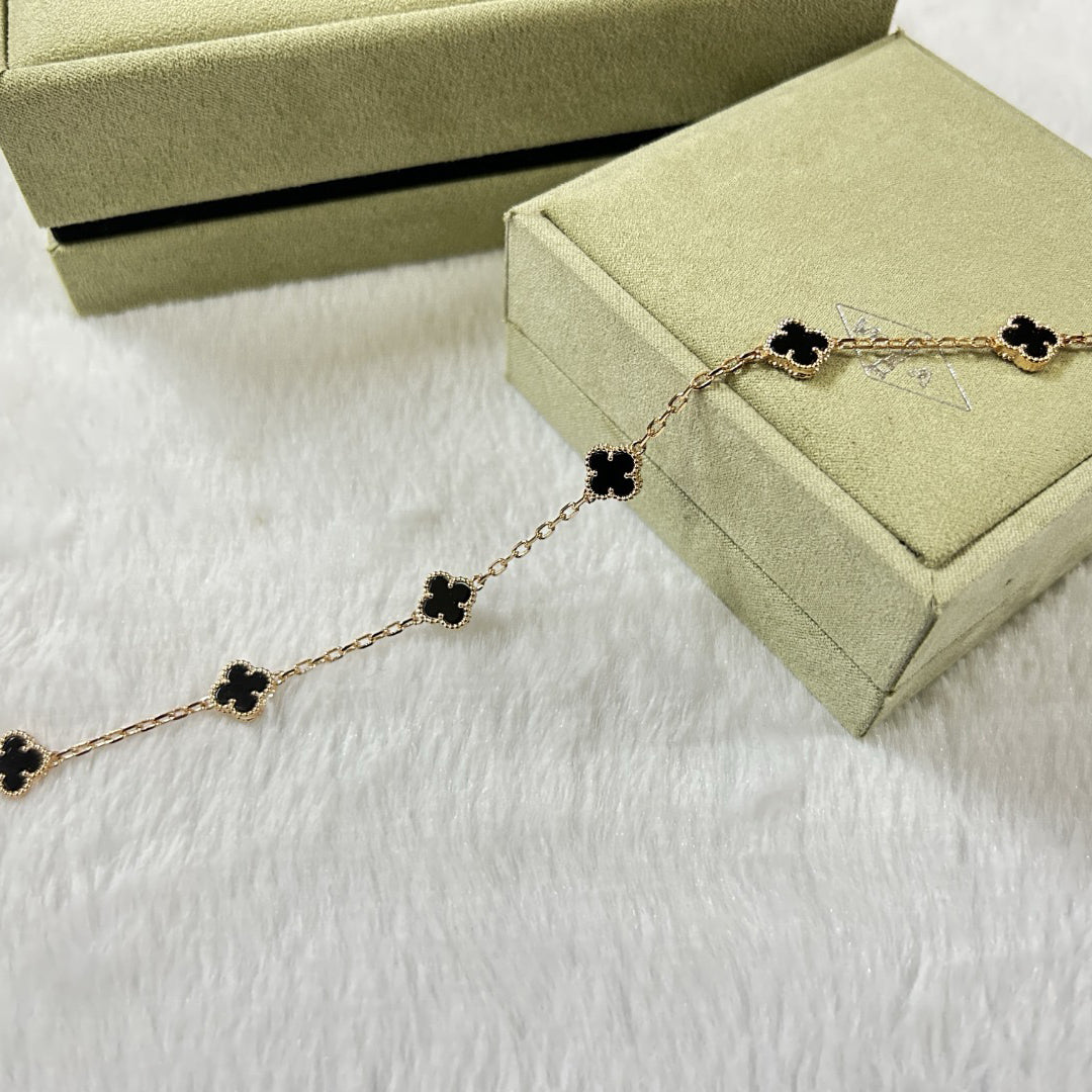 [CharmAmor]CLOVER 6 MOTIF  ONYXS BRACELET