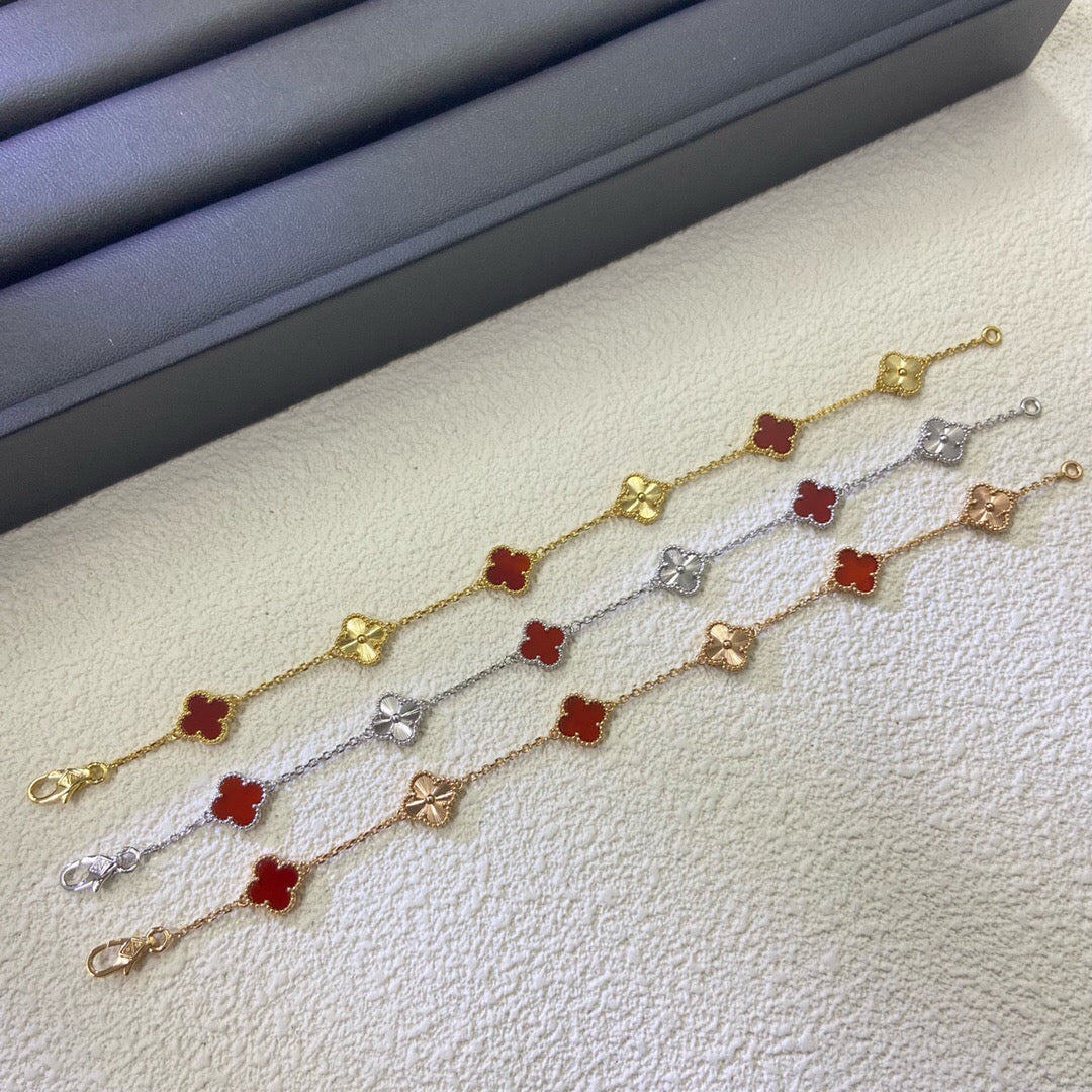 [CharmAmor]CLOVER 6 MOTIF RED AGATE LASER BRACELET
