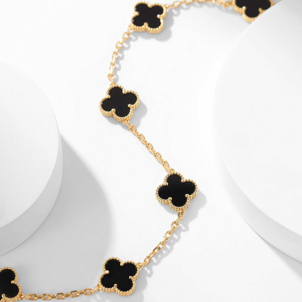 [CharmAmor]CLOVER 10 MOTIFS ONYX NECKLACE