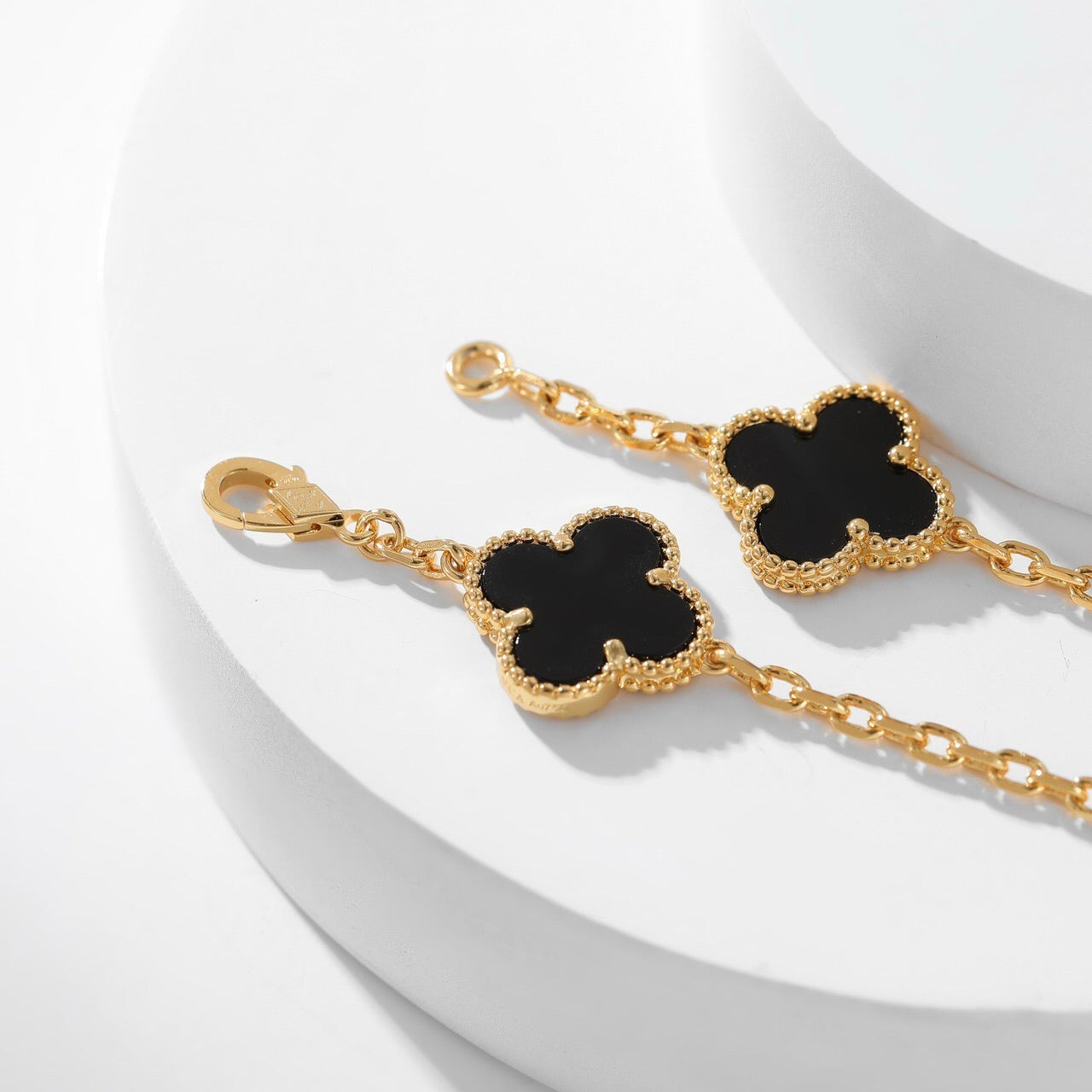 [CharmAmor]CLOVER 10 MOTIFS ONYX NECKLACE