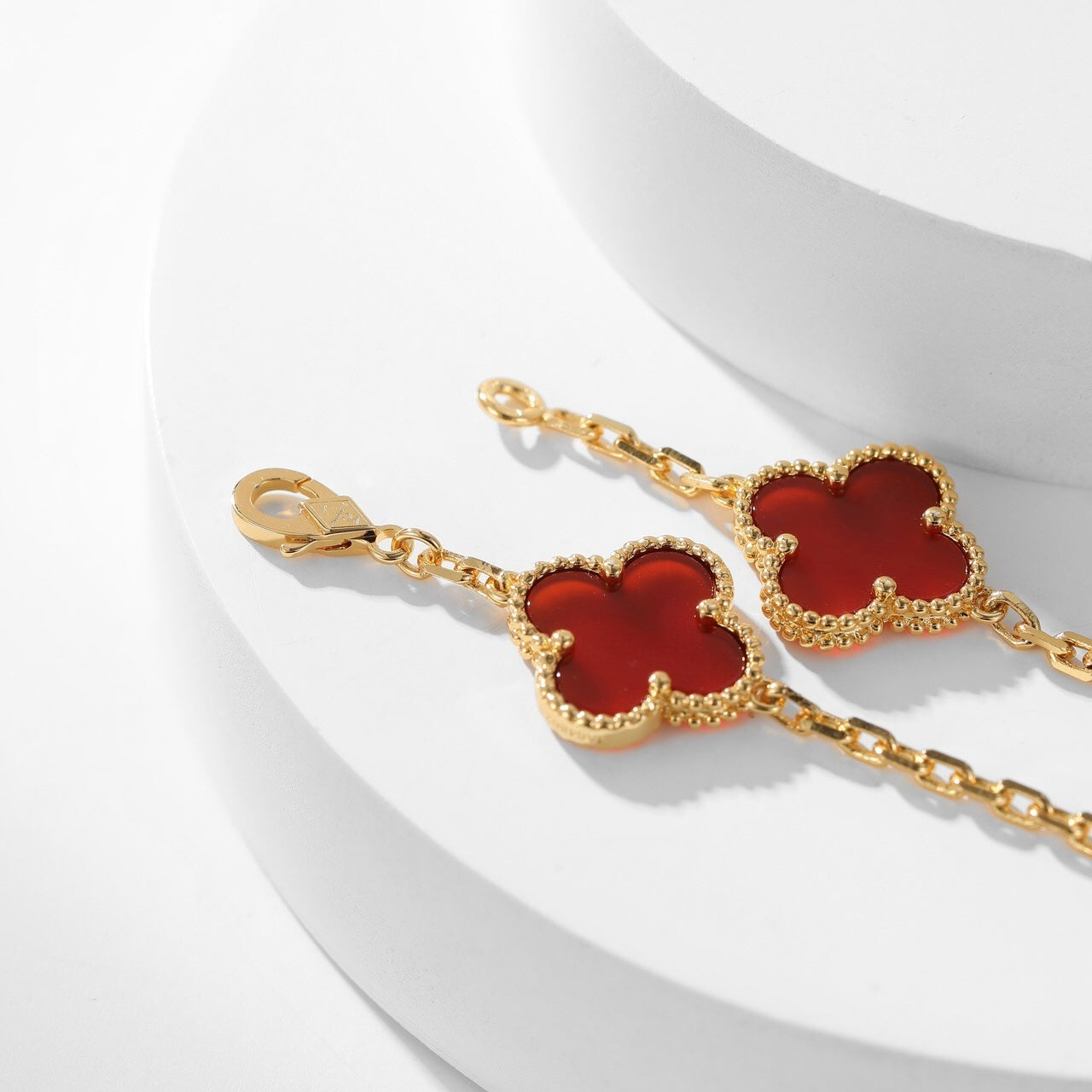 [CharmAmor]CLOVER 10 MOTIFS CARNELIAN NECKLACE