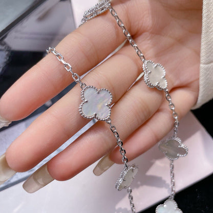 [CharmAmor]CLOVER 10 MOTIFS WHITE MOTHER OF PEARL NECKLACE