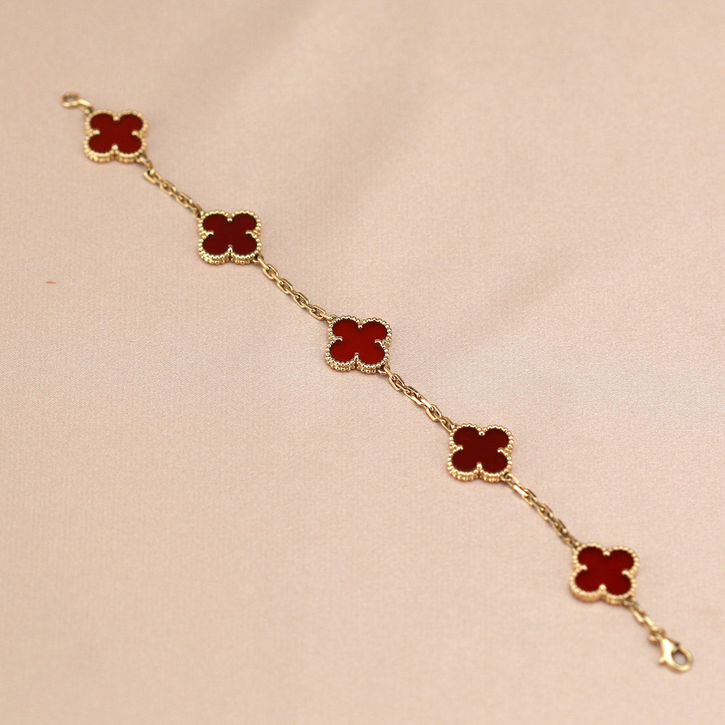[CharmAmor]CLOVER 5 MOTIFS RED AGATE  BRACELET