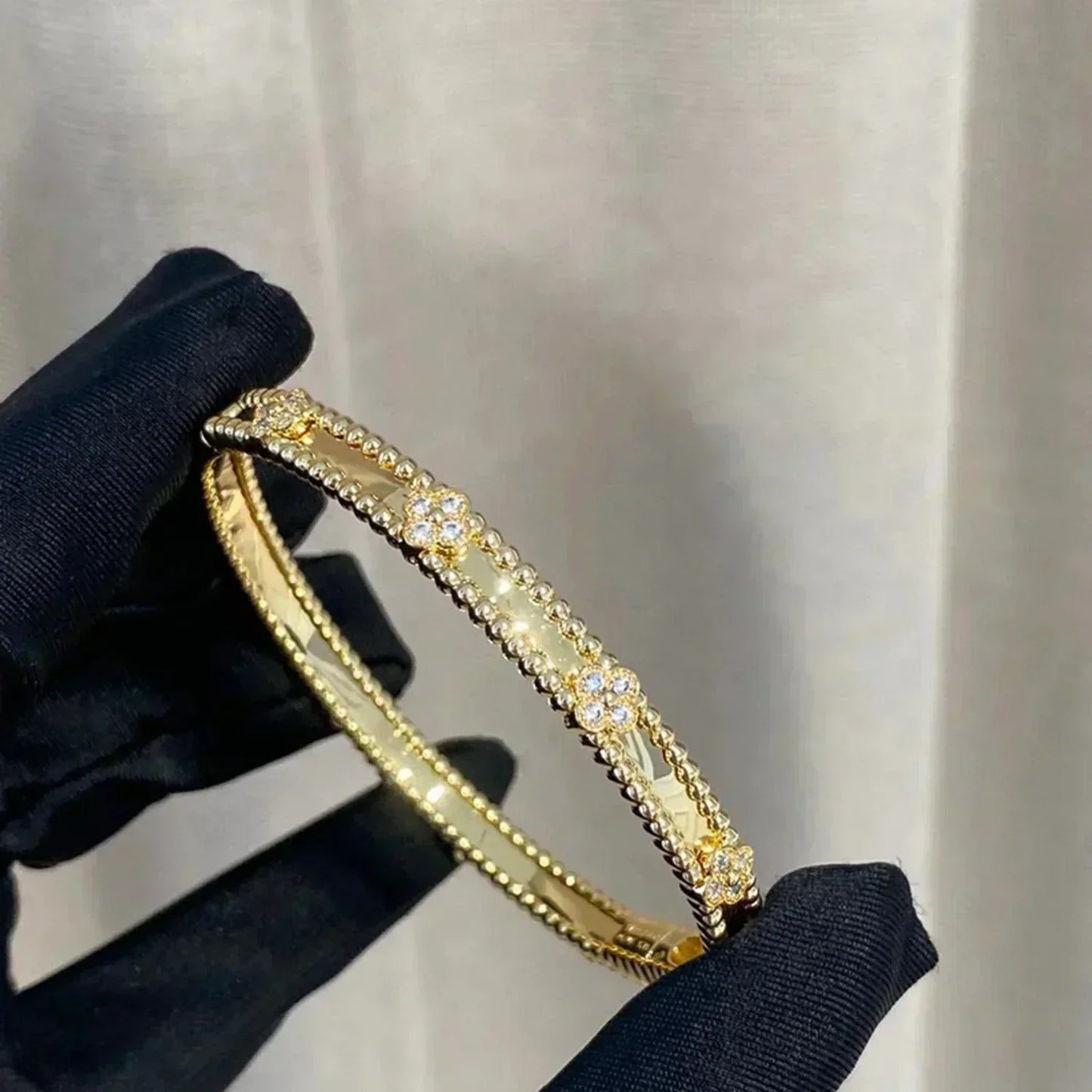 [CharmAmor]CLOVER BRACELET 4MM DIAMONDS