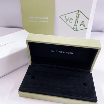 [CharmAmor]VA CLOVER BRACELET NECKLACE RING BOX GIFT BAG