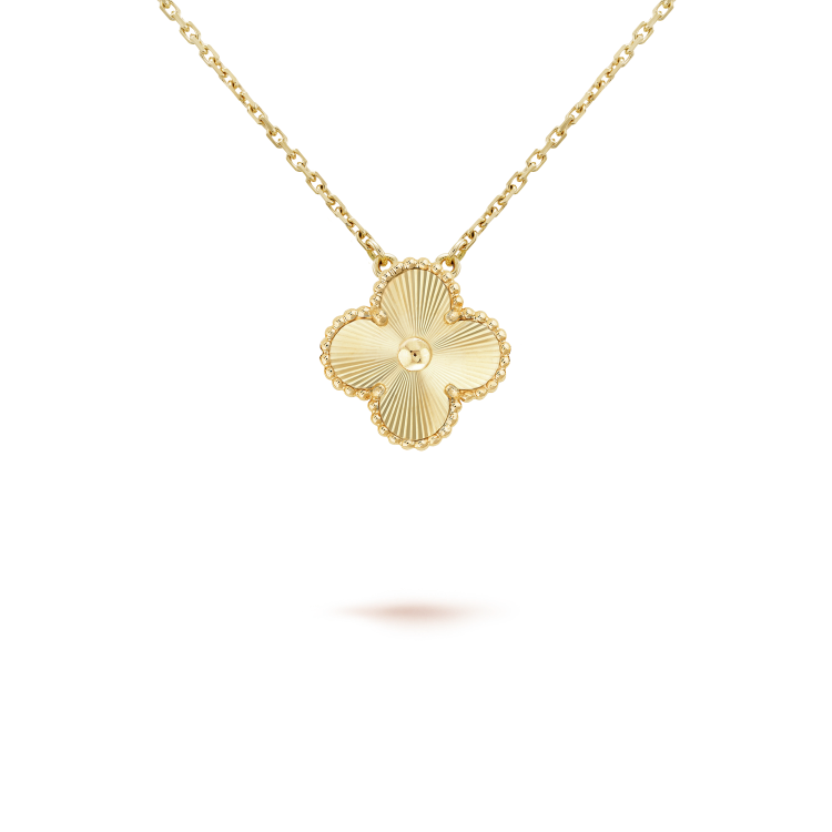 [CharmAmor]CLOVER 15MM LASER NECKLACE