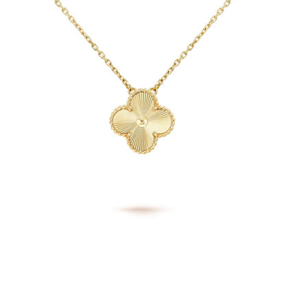 [CharmAmor]CLOVER 15MM LASER NECKLACE