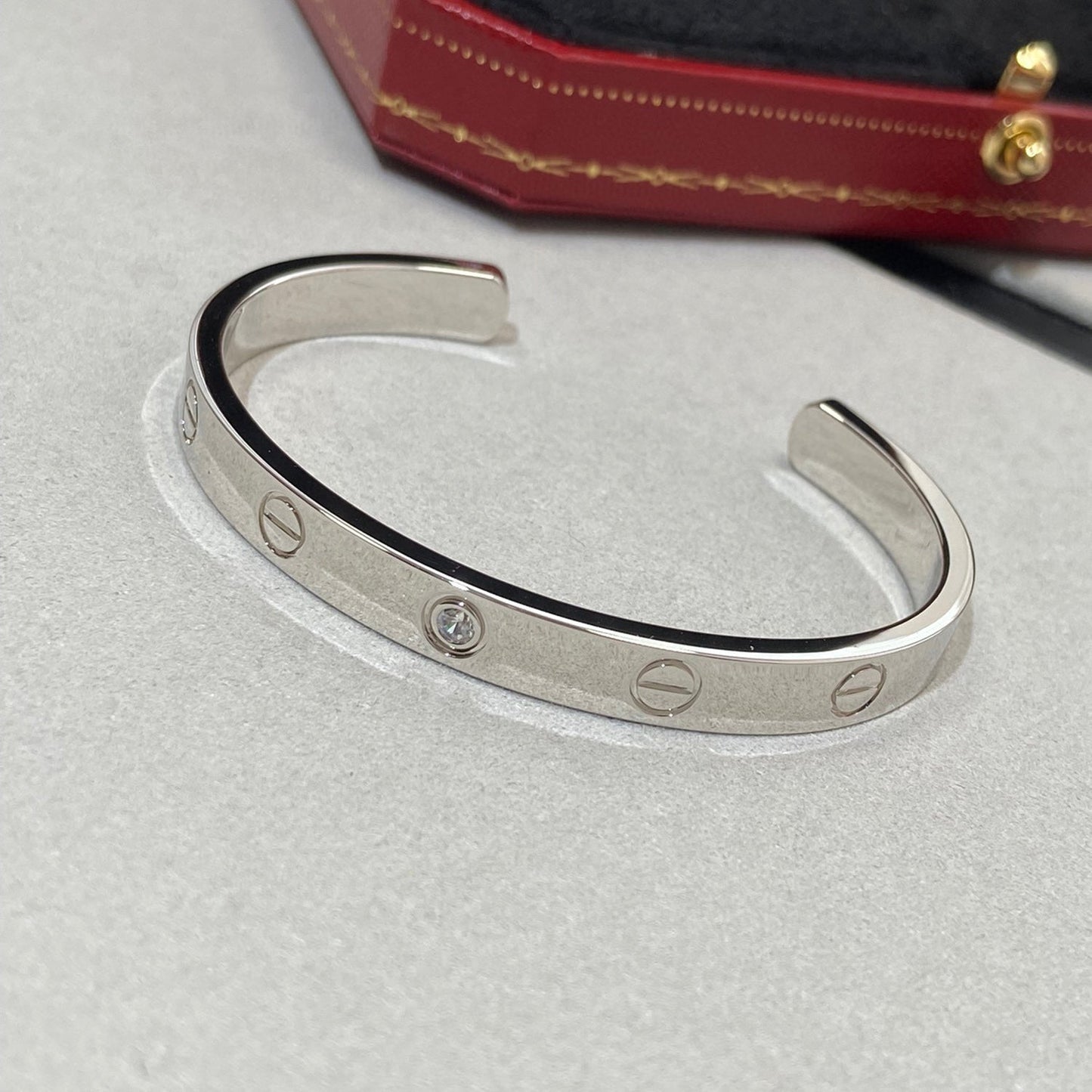 [CharmAmor]LOVE BRACELET 6.1MM 1 DIAMOND OPEN CUFF