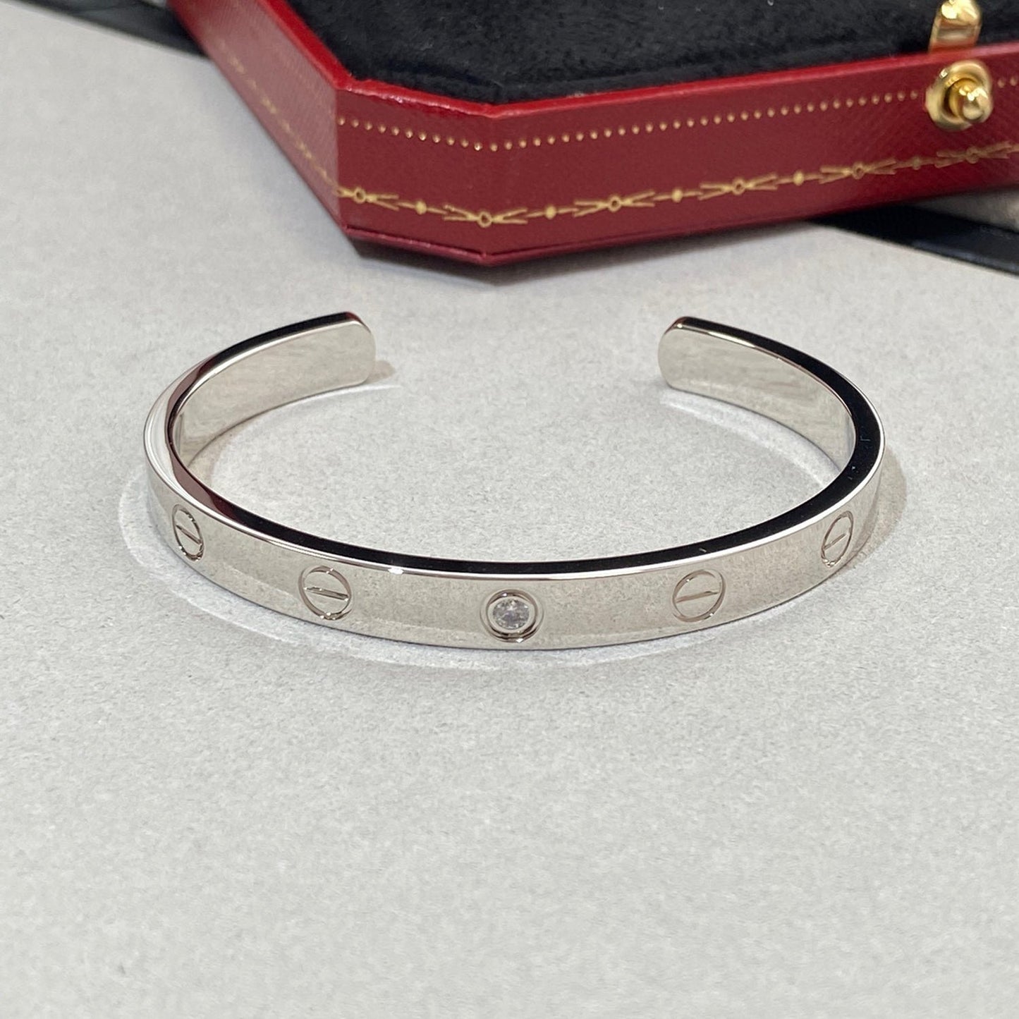 [CharmAmor]LOVE BRACELET 6.1MM 1 DIAMOND OPEN CUFF