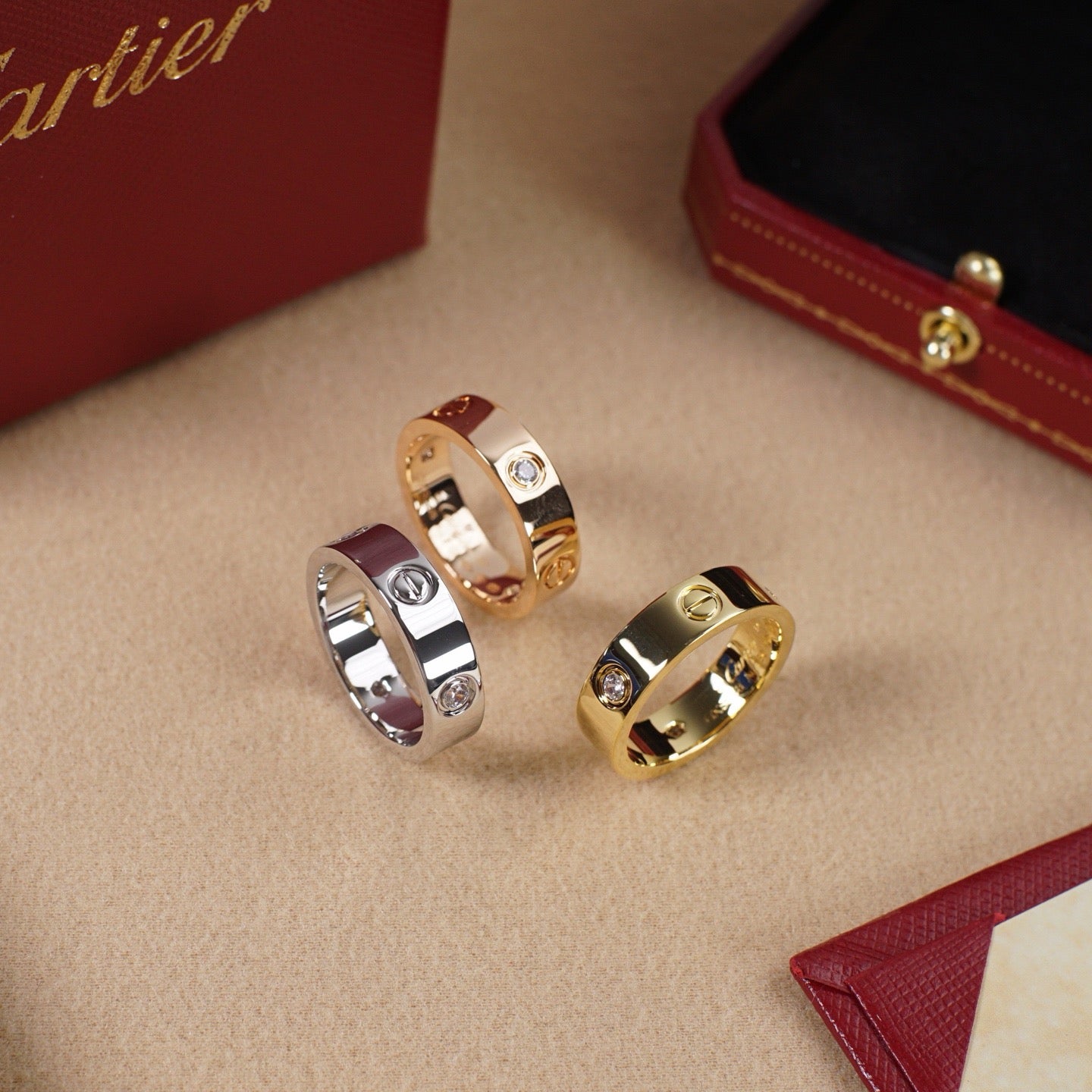 [CharmAmor]LOVE 5.5MM 3 DIAMOND RING