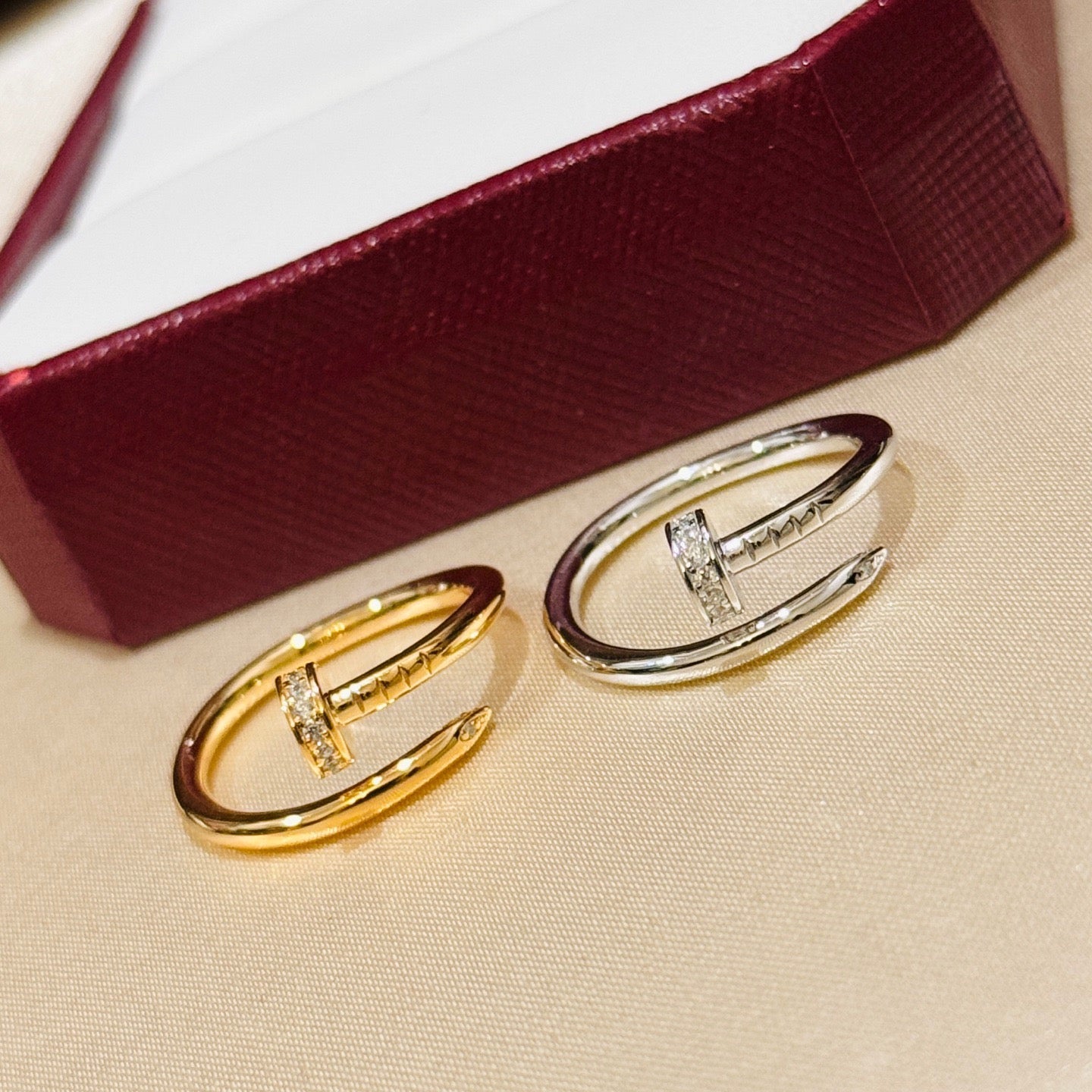 [CharmAmor]JUSTE 1.8MM HALF DIAMOND RING