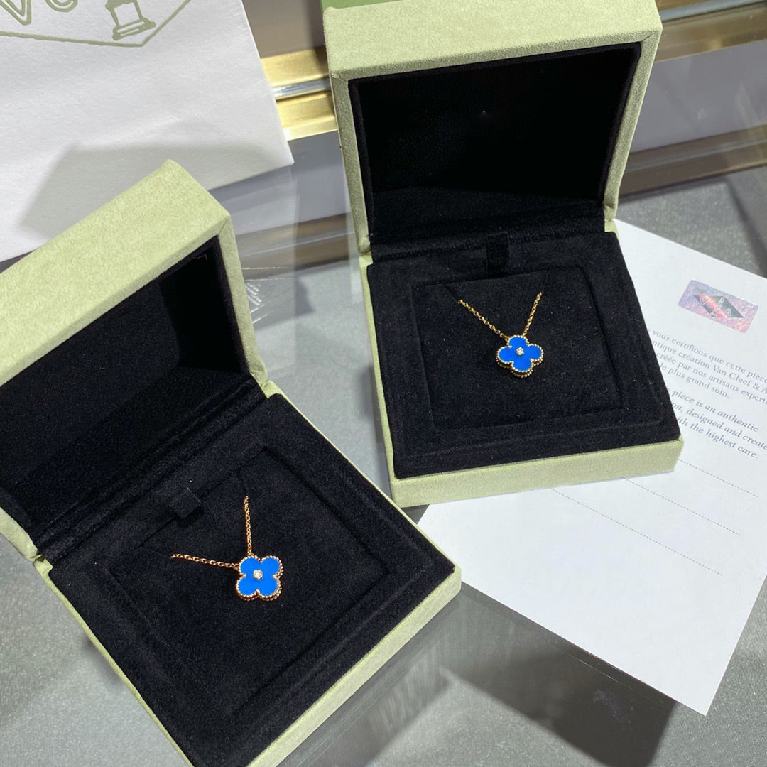 [CharmAmor]CLOVER 15MM DIAMOND AND BLUE AGATE NECKLACE