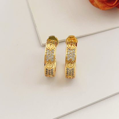 [CharmAmor]LOVE 5.5MM DIAMOND PAVED EARRINGS