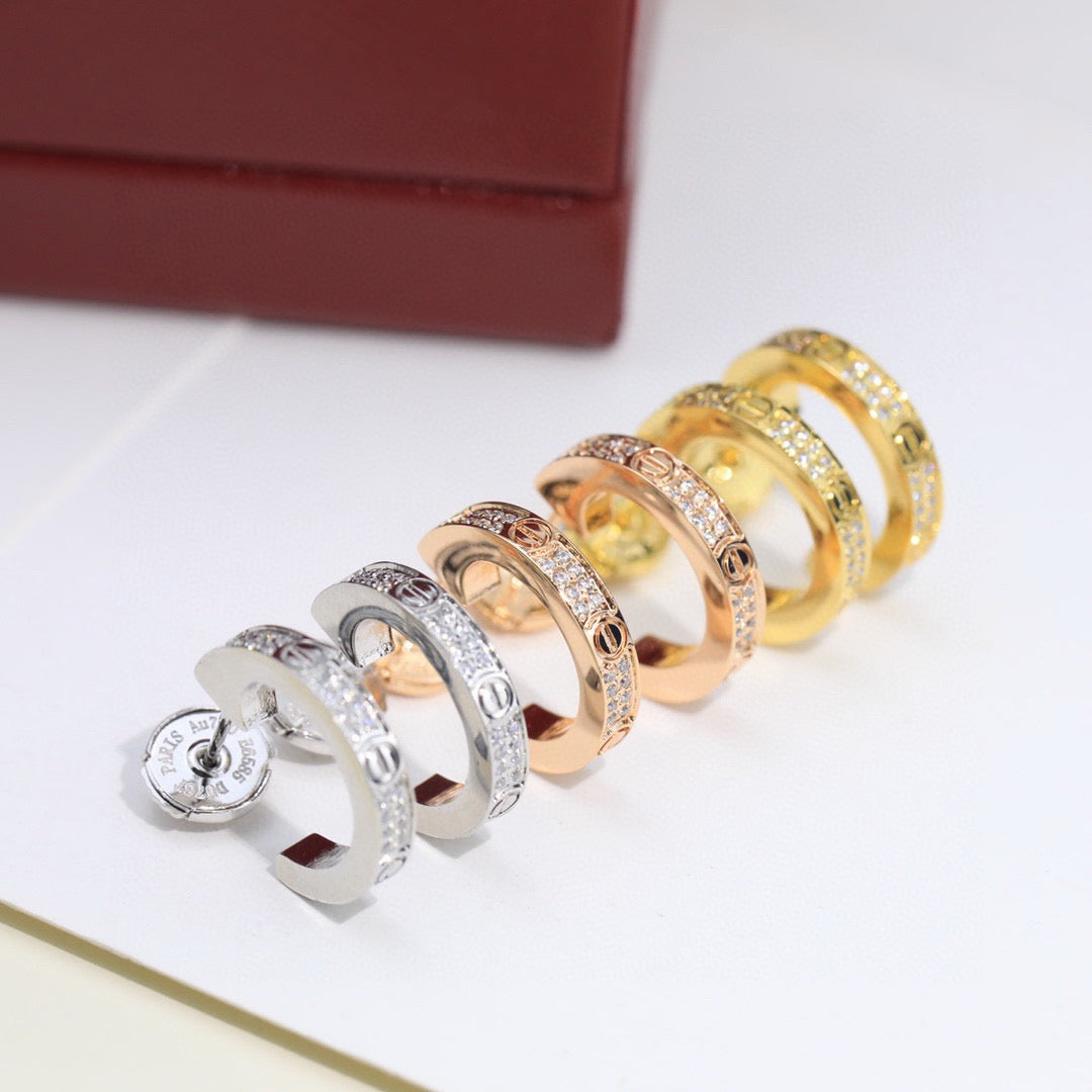 [CharmAmor]LOVE 5.5MM DIAMOND PAVED EARRINGS