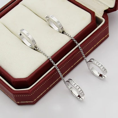 [CharmAmor]LOVE 3.0MM HALF DIAMOND EARRINGS